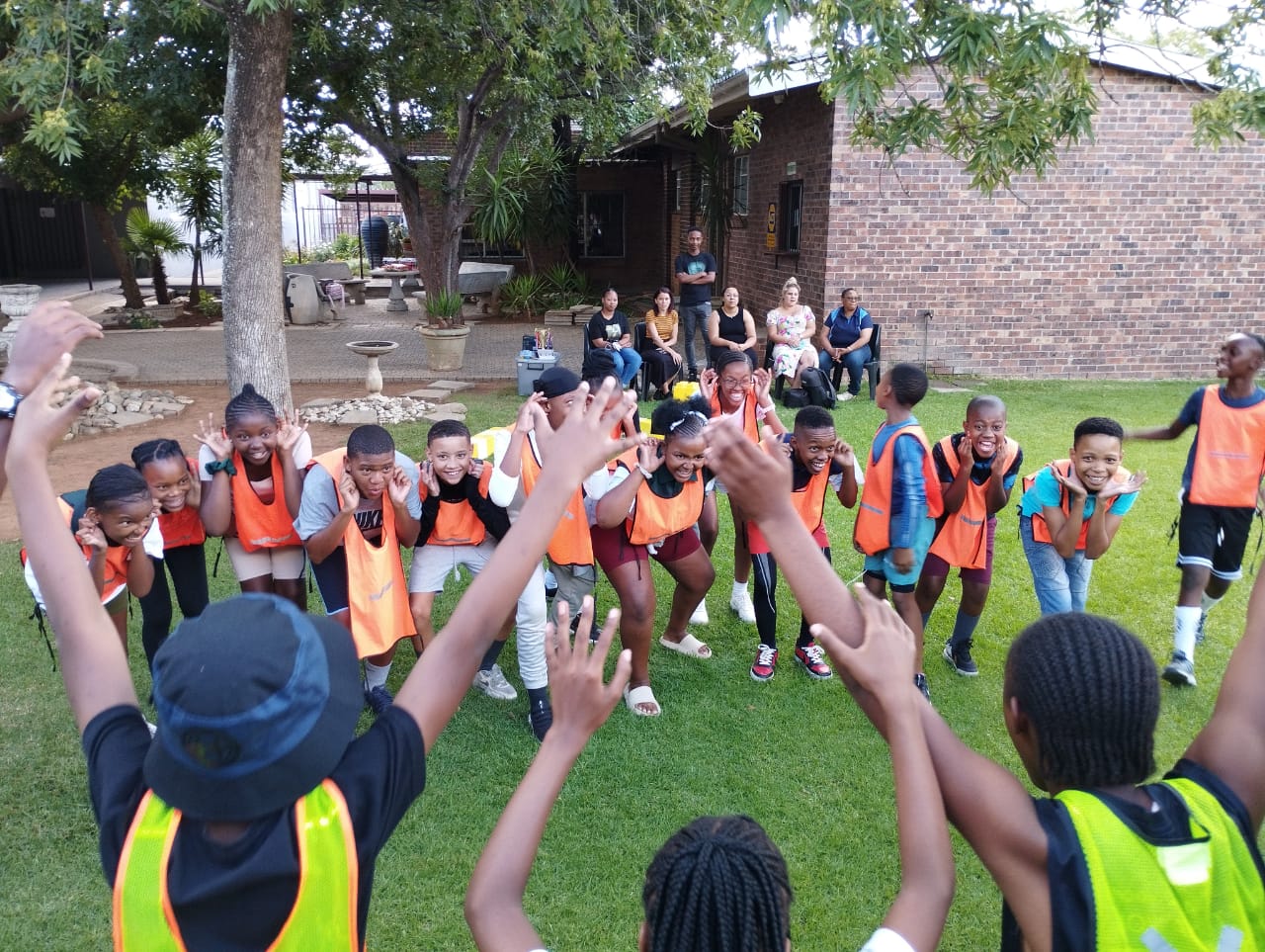 How teambuilding reduces bullying through positive peer interaction